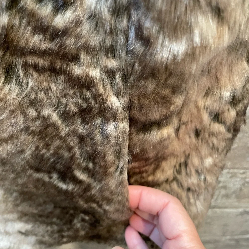 ❤️ GAP KIDS GIRLS BROWN FUR VEST SIZE XXL